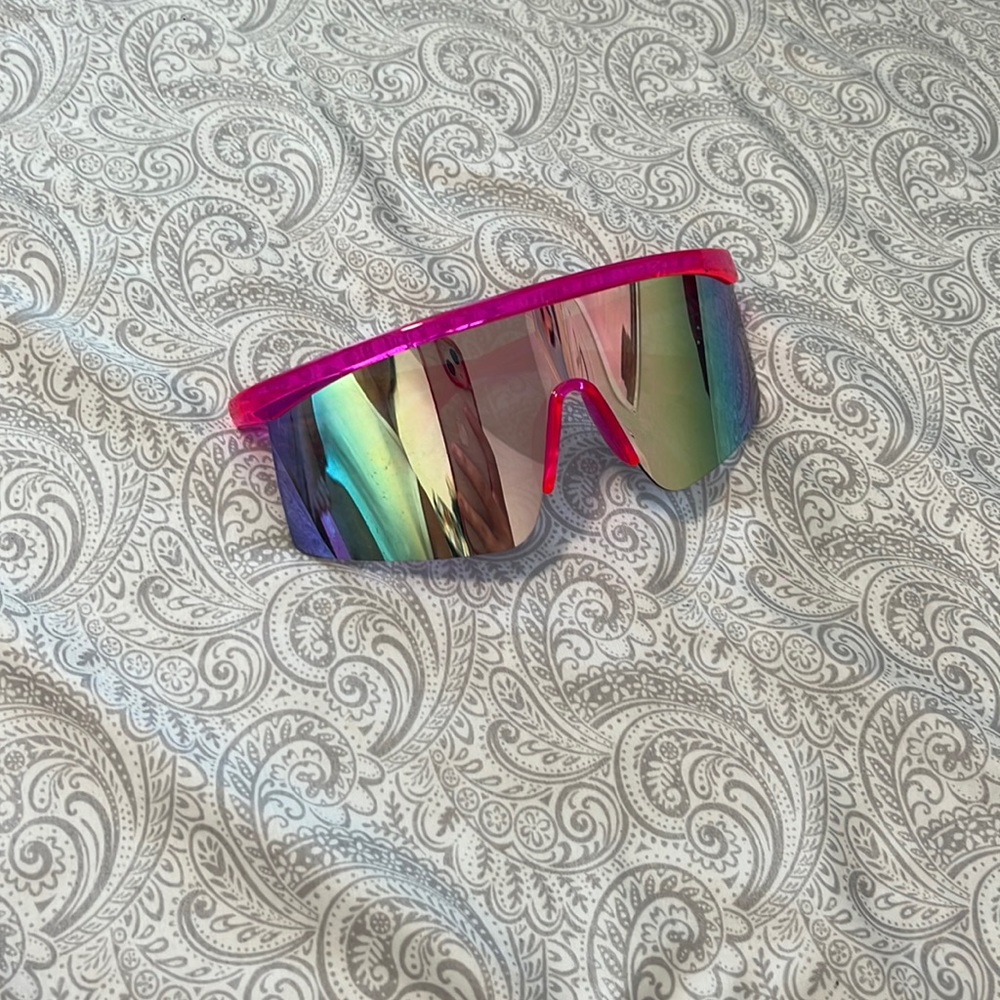 80’s hot pink sunnies. Great for skiing or themes. Trendy